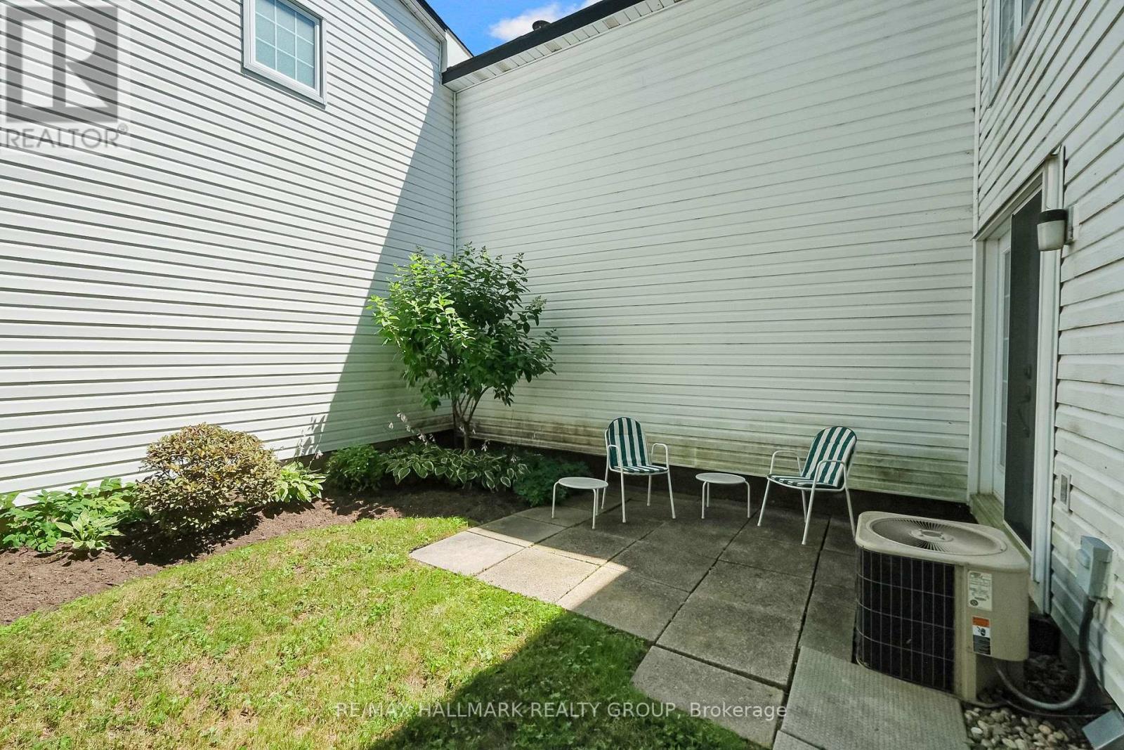 625 Trelawny Private, Ottawa, Ontario  K2C 3M9 - Photo 25 - X12304933