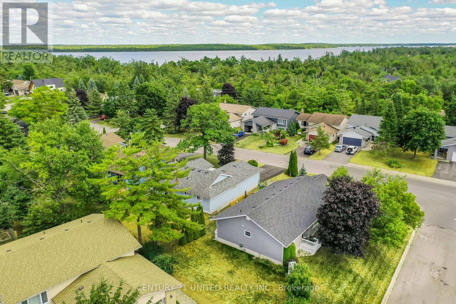 39 Cedartree Lane, Kawartha Lakes, Ontario  K0M 1A0 - Photo 40 - X12256482