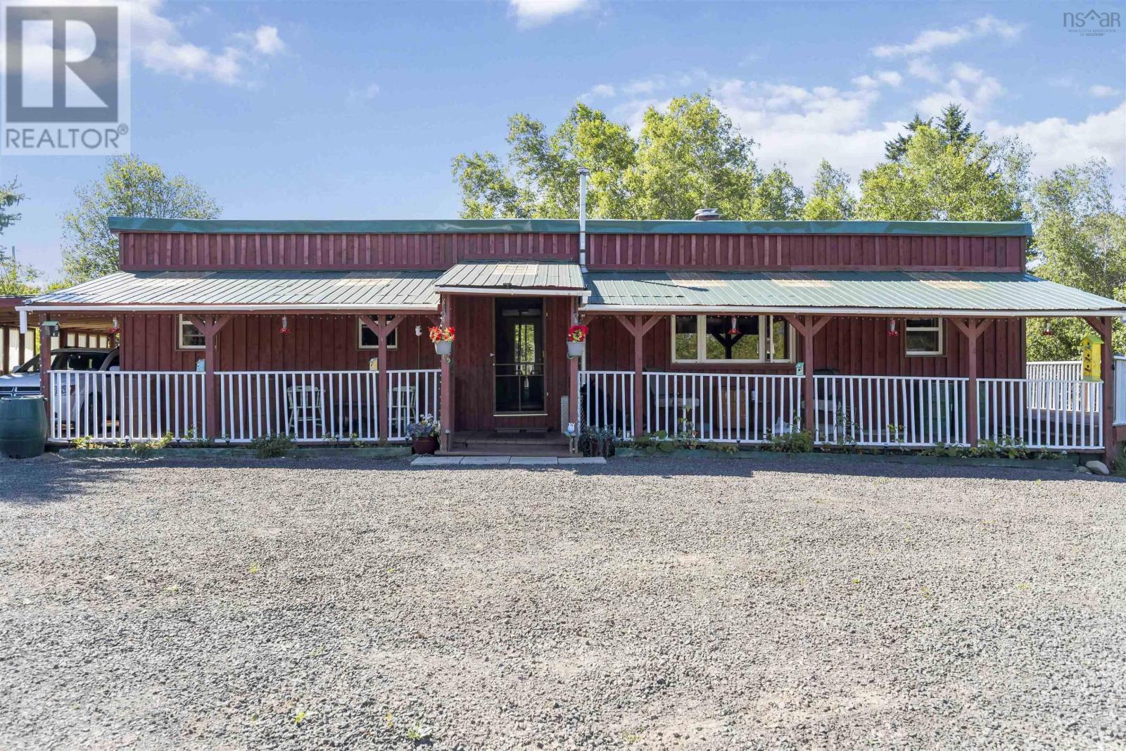 1049 Bloomfield Road, Bloomfield, Nova Scotia  B0W 1H0 - Photo 2 - 202518554
