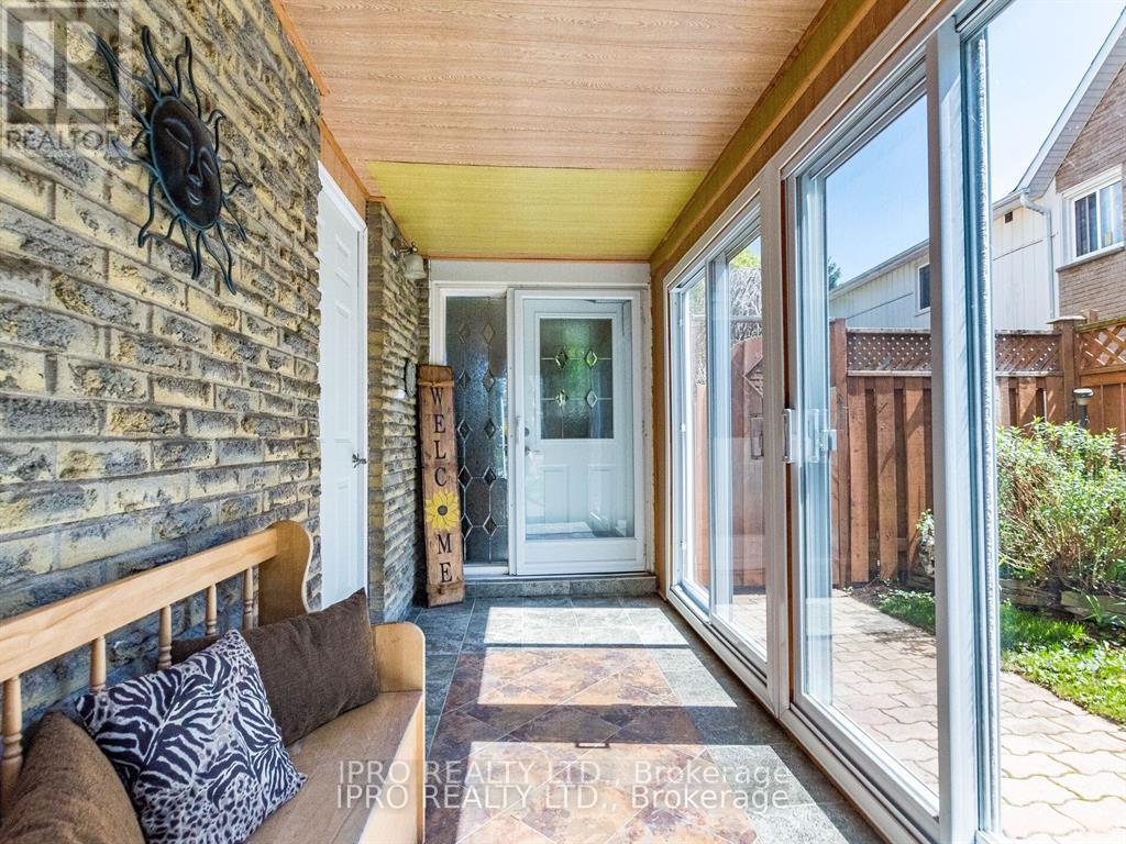 Property at 2404 MAINROYAL STREET image 4