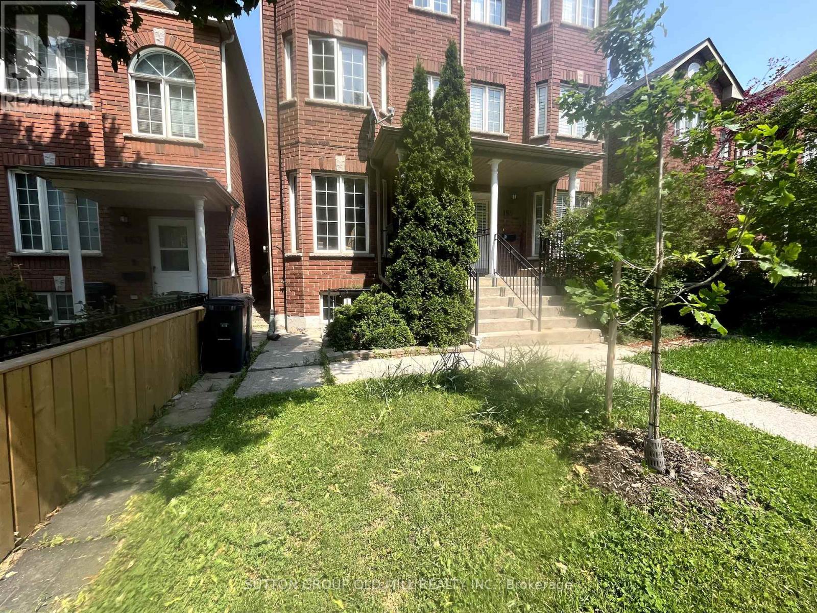 161 LAUGHTON AVENUE, Toronto, Ontario