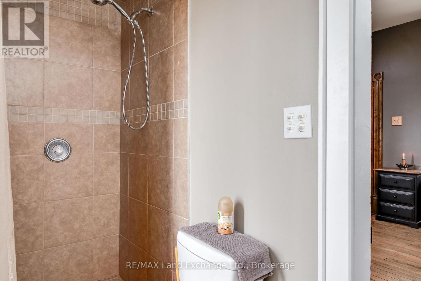 887 10th Concession, Kincardine, Ontario  N0G 2N0 - Photo 12 - X12304870