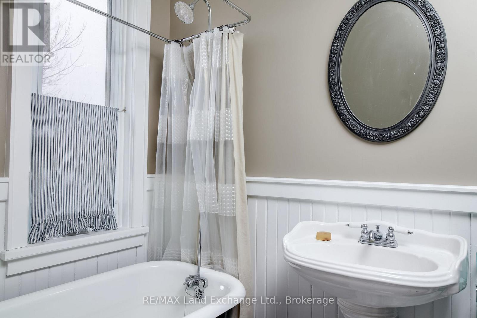 887 10th Concession, Kincardine, Ontario  N0G 2N0 - Photo 24 - X12304870