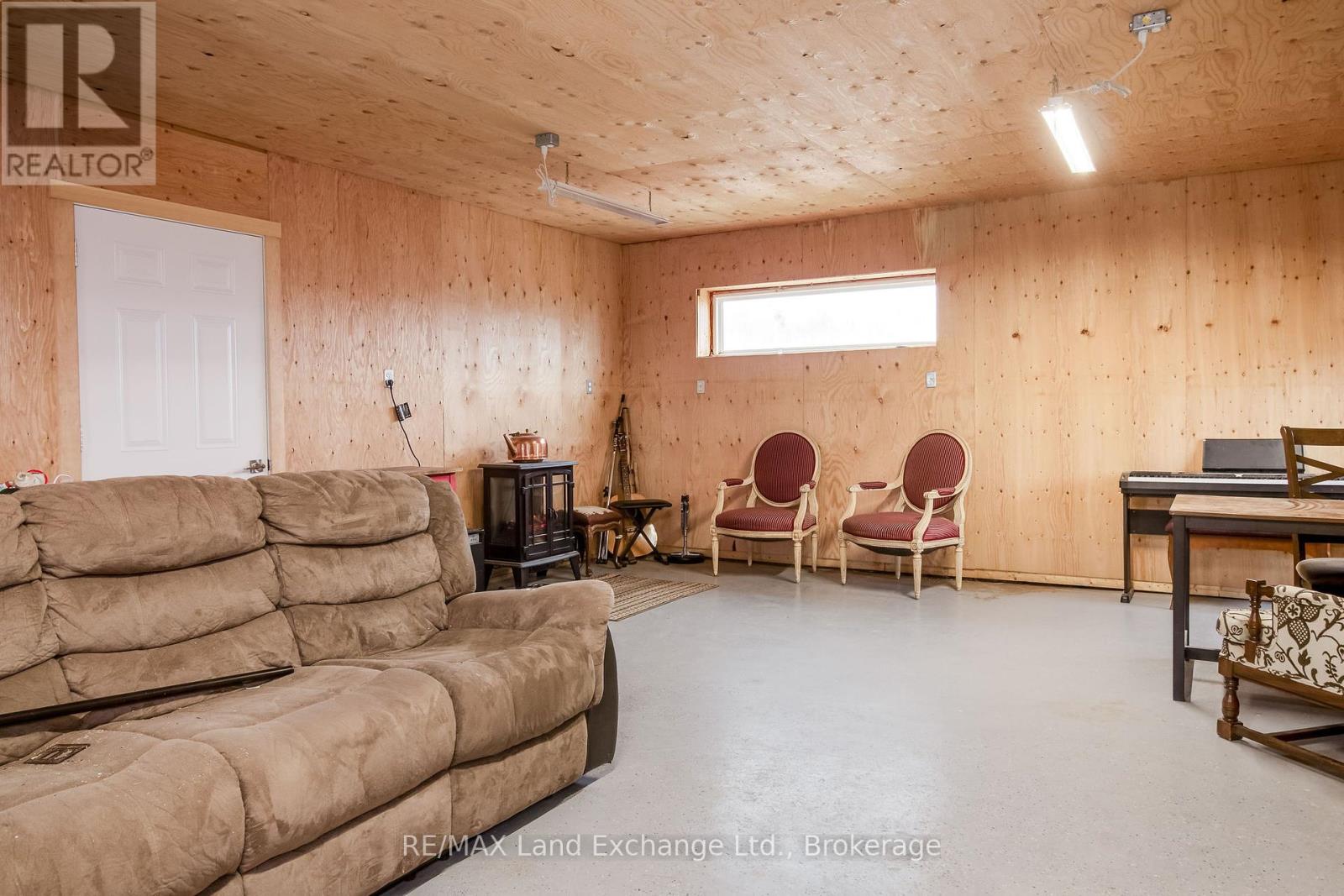 887 10th Concession, Kincardine, Ontario  N0G 2N0 - Photo 35 - X12304870