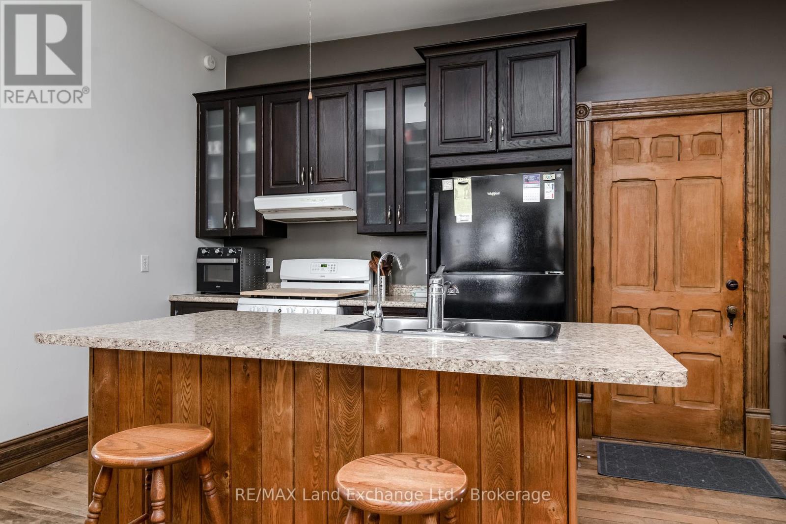 887 10th Concession, Kincardine, Ontario  N0G 2N0 - Photo 8 - X12304870