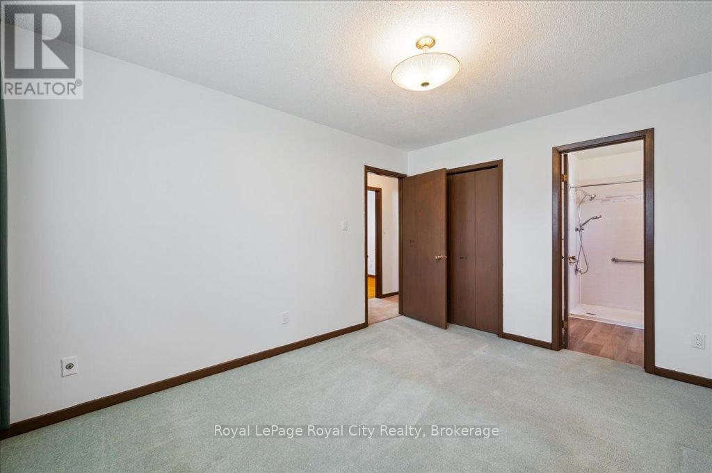 29 Vista Terrace, Guelph, Ontario  N1E 1A2 - Photo 36 - X12304876