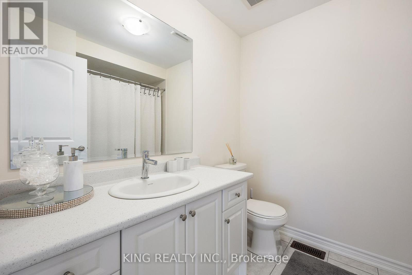 148 Silk Twist Drive, East Gwillimbury, Ontario  L9N 0V7 - Photo 18 - N12304506