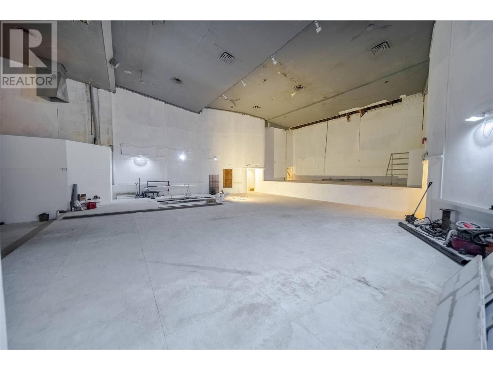 15 10th Avenue S, Cranbrook, British Columbia  V1C 2M9 - Photo 7 - 10356052