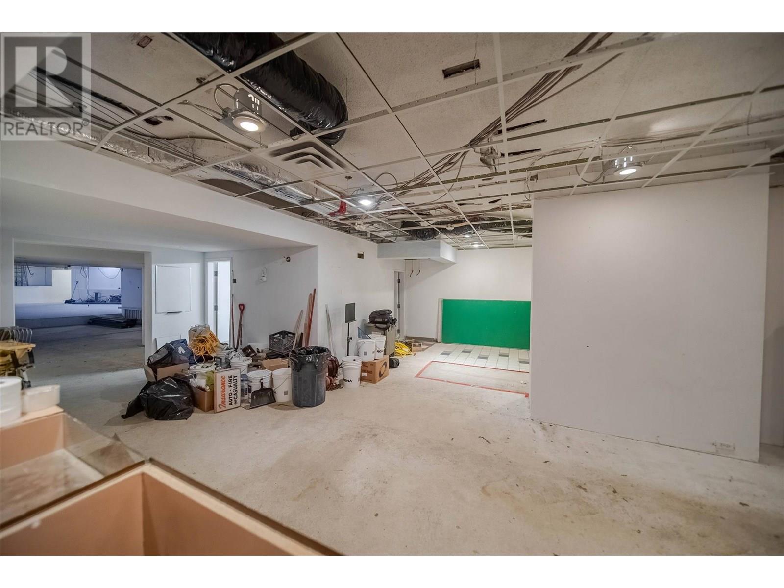 15 10th Avenue S, Cranbrook, British Columbia  V1C 2M9 - Photo 14 - 10356052