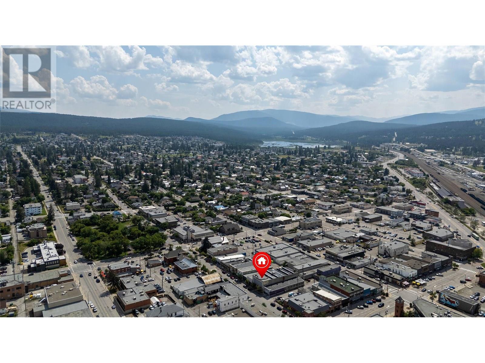 15 10th Avenue S, Cranbrook, British Columbia  V1C 2M9 - Photo 17 - 10356052