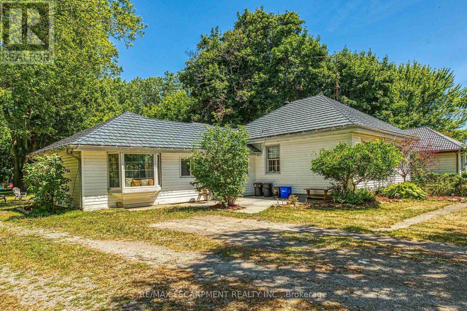 Property at 8241 HIGHWAY 3 image 2