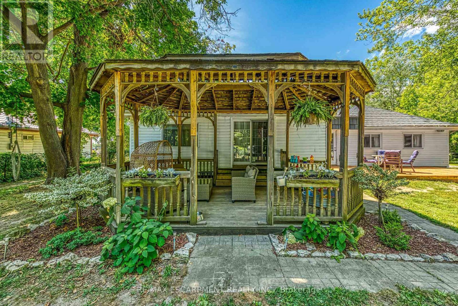 Property at 8241 HIGHWAY 3 image 4