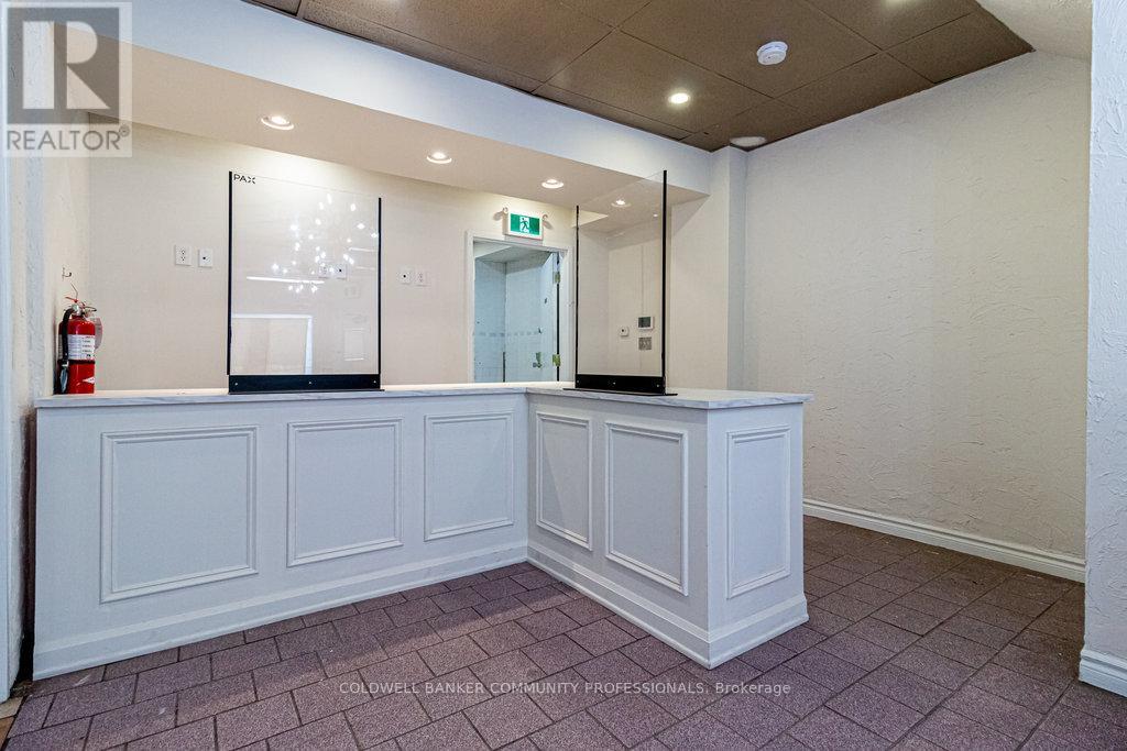 246-248 King Street W, Hamilton, Ontario L8P 1A9 - Photo 11 - X12304792