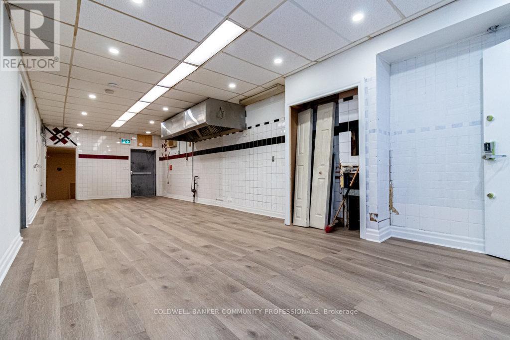 246-248 King Street W, Hamilton, Ontario L8P 1A9 - Photo 15 - X12304792