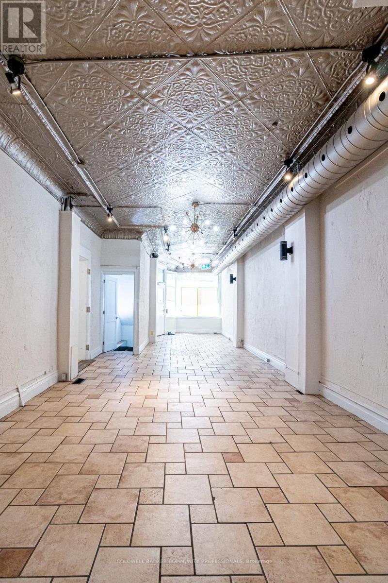 246-248 King Street W, Hamilton, Ontario L8P 1A9 - Photo 22 - X12304792