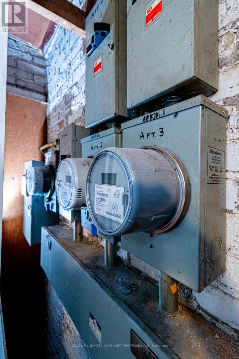 246-248 King Street W, Hamilton, Ontario L8P 1A9 - Photo 35 - X12304792