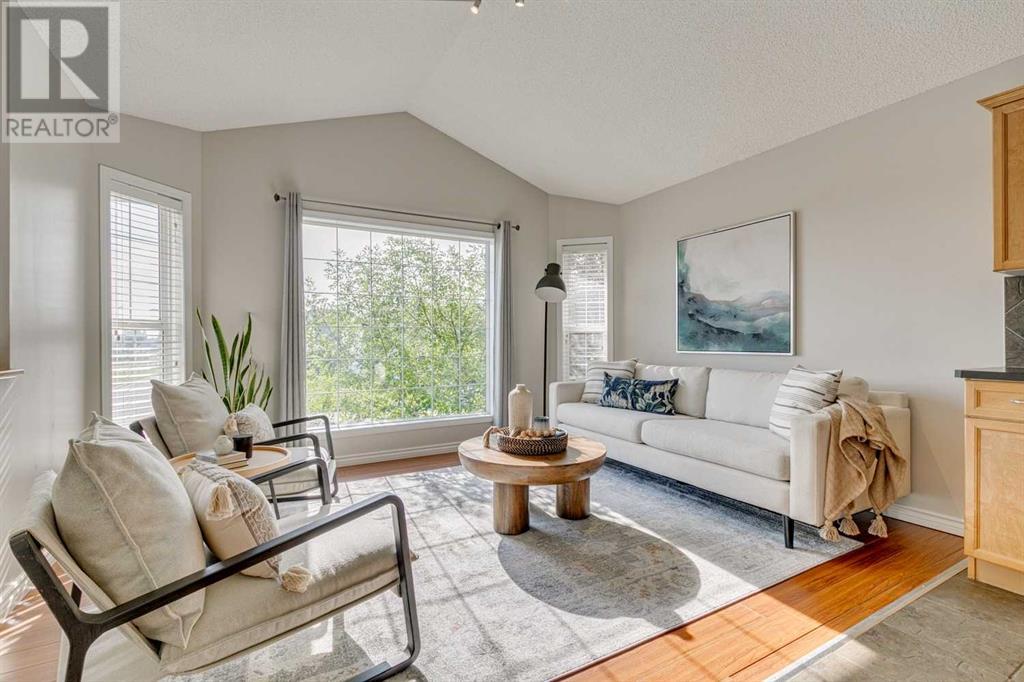 Property at 47 Cimarron Grove Close image 3