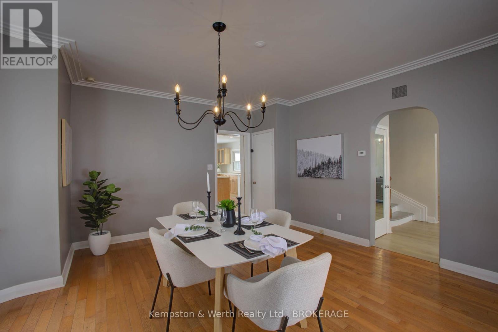 34 Queen Street W, Huron East, Ontario  N0G 1H0 - Photo 14 - X11931400
