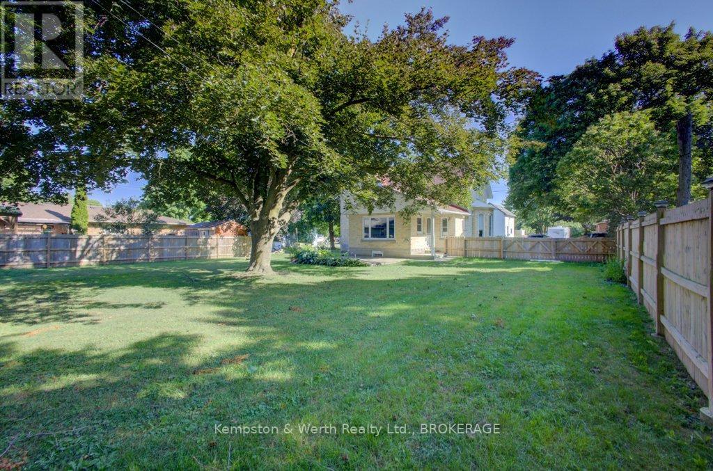 34 Queen Street W, Huron East, Ontario  N0G 1H0 - Photo 43 - X11931400