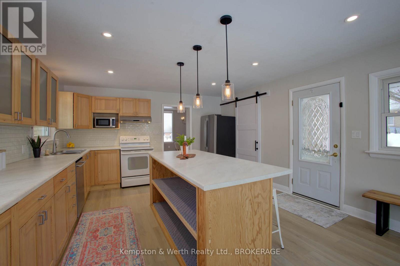 34 Queen Street W, Huron East, Ontario  N0G 1H0 - Photo 20 - X11931400