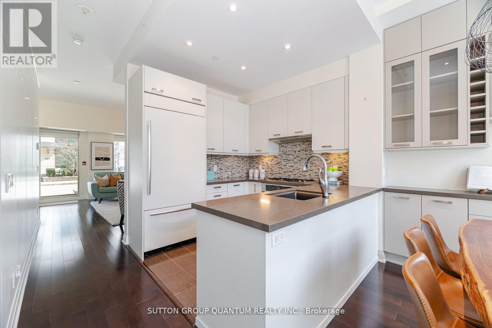 120 - 56 Jones Street, Oakville, Ontario  L6L 3E5 - Photo 7 - W12221142