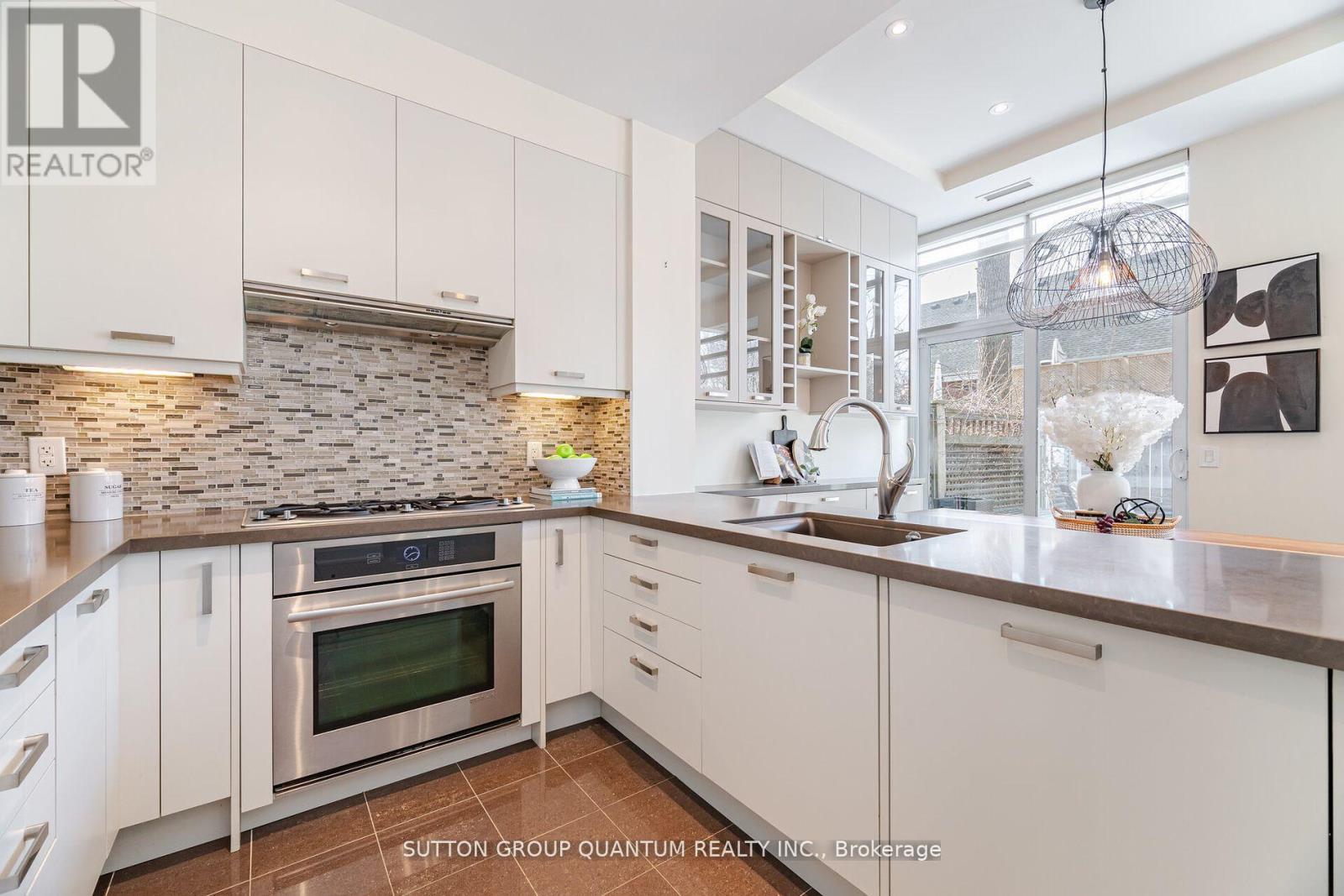 120 - 56 Jones Street, Oakville, Ontario  L6L 3E5 - Photo 9 - W12221142