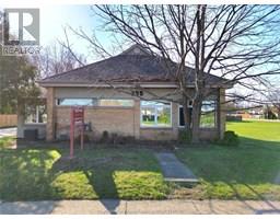 596 MCNAUGHTON AVENUE West, Chatham, Ontario