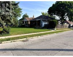 46 ILFRACOMBE CRESCENT, Toronto, Ontario