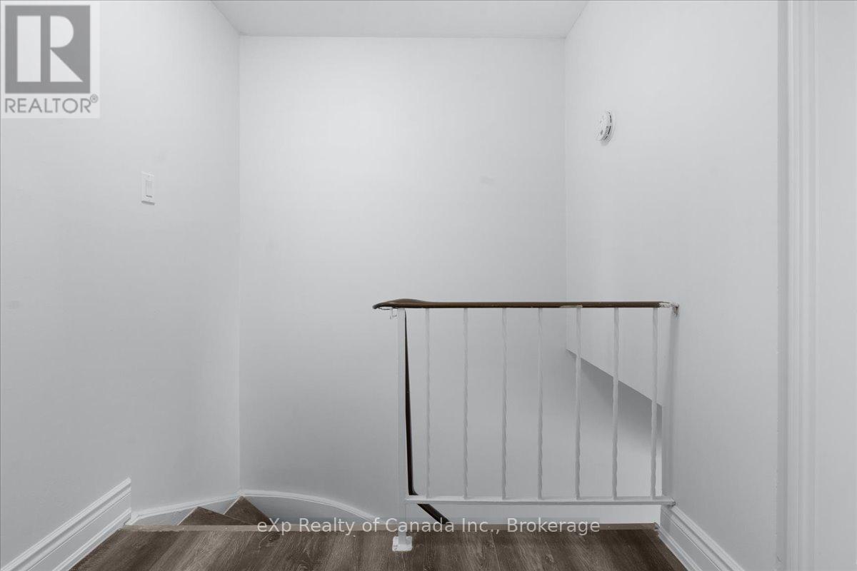 9 - 880 James Street, Woodstock, Ontario  N4S 8P8 - Photo 10 - X12305068