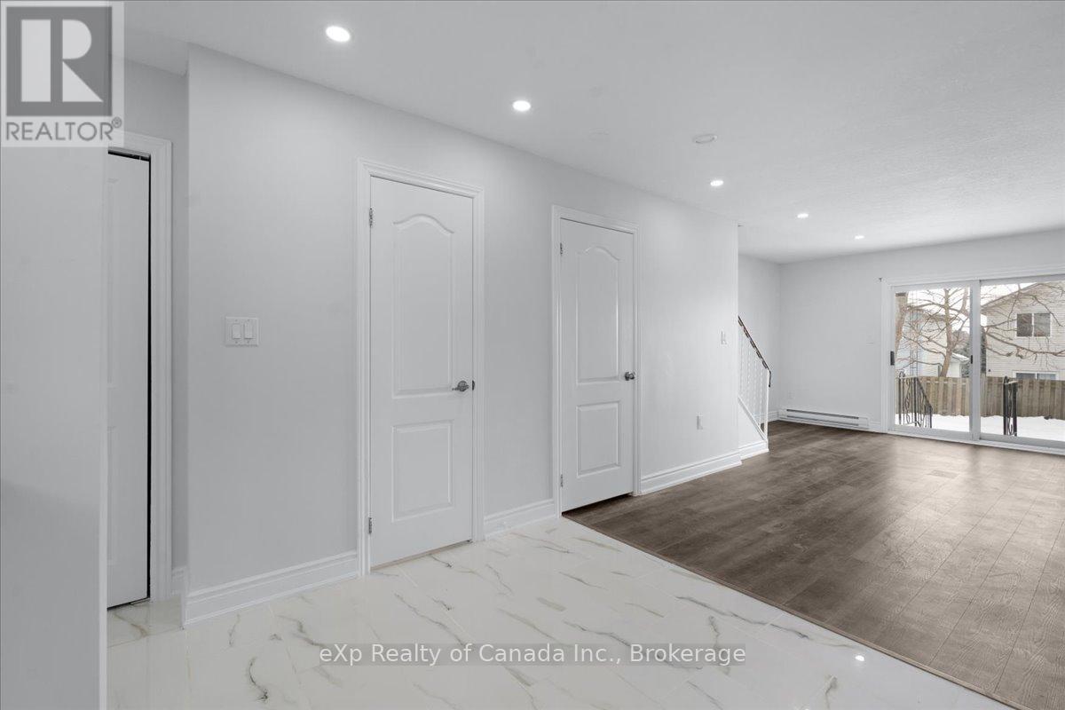 9 - 880 James Street, Woodstock, Ontario  N4S 8P8 - Photo 6 - X12305068