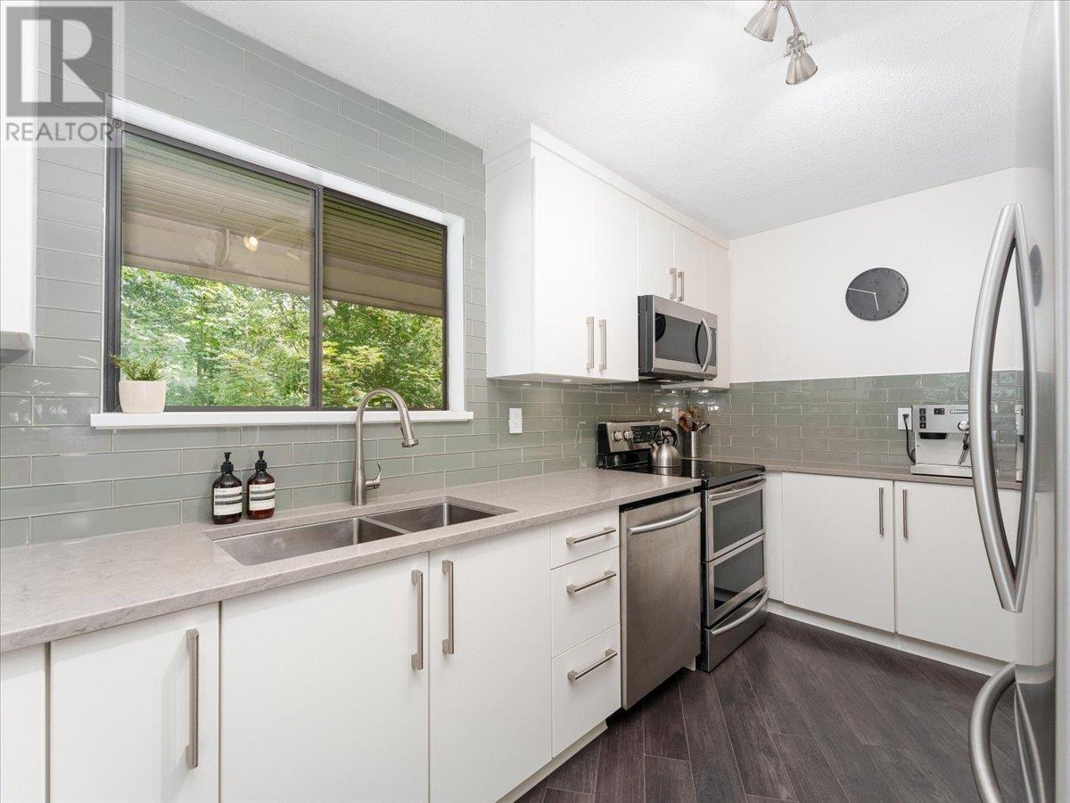 304 1385 Draycott Road, North Vancouver, British Columbia  V7J 3K9 - Photo 11 - R3030392