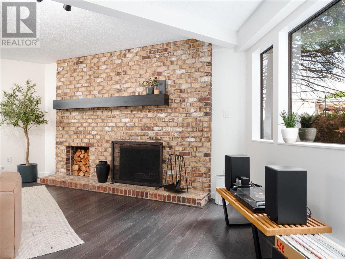 304 1385 Draycott Road, North Vancouver, British Columbia  V7J 3K9 - Photo 8 - R3030392