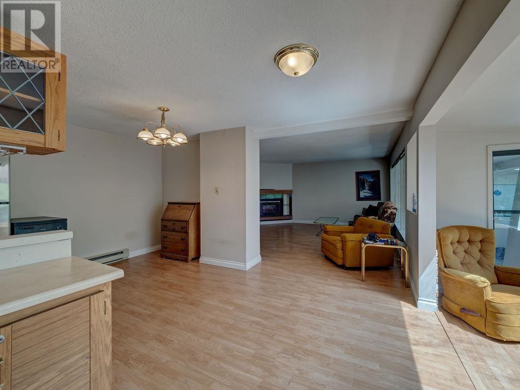 6180 Sunshine Coast Highway, Sechelt, British Columbia  V7Z 0M1 - Photo 11 - R3030379