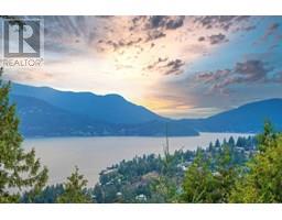 5343 MONTE BRE CRESCENT, West Vancouver, British Columbia