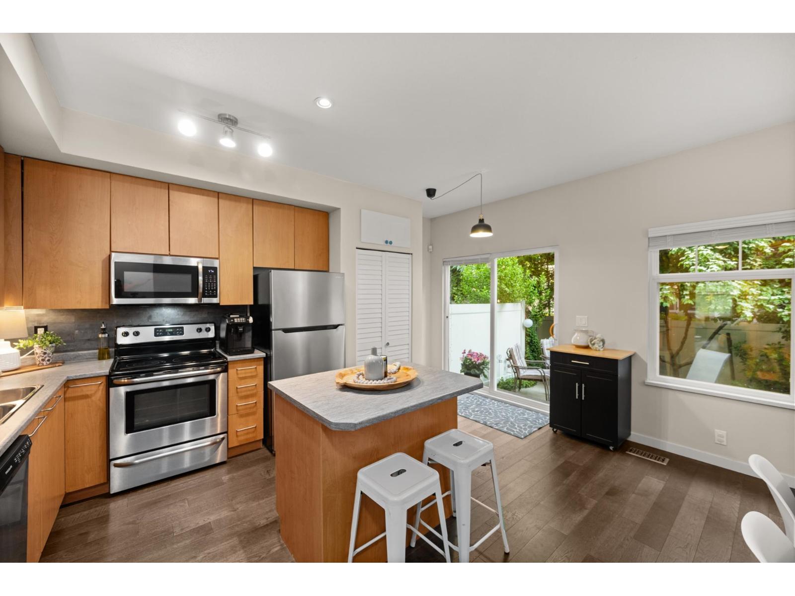 14 2678 King George Boulevard, Surrey, British Columbia  V4P 1H6 - Photo 1 - R3030187
