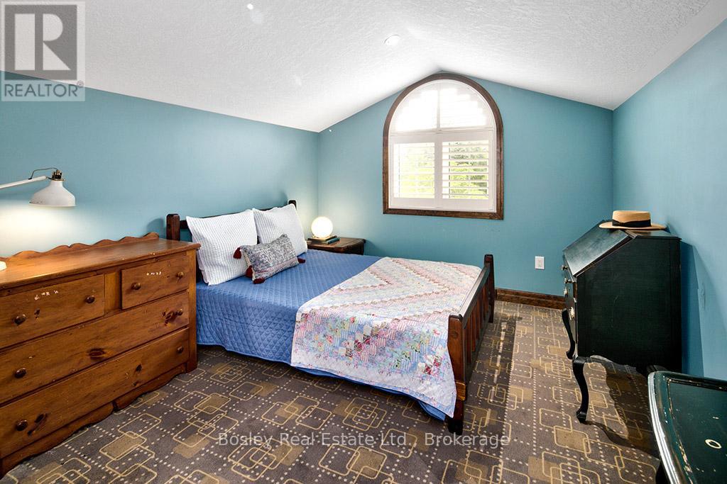 102 Ridgeview Drive N, Blue Mountains, Ontario  L9Y 0L4 - Photo 42 - X12305127
