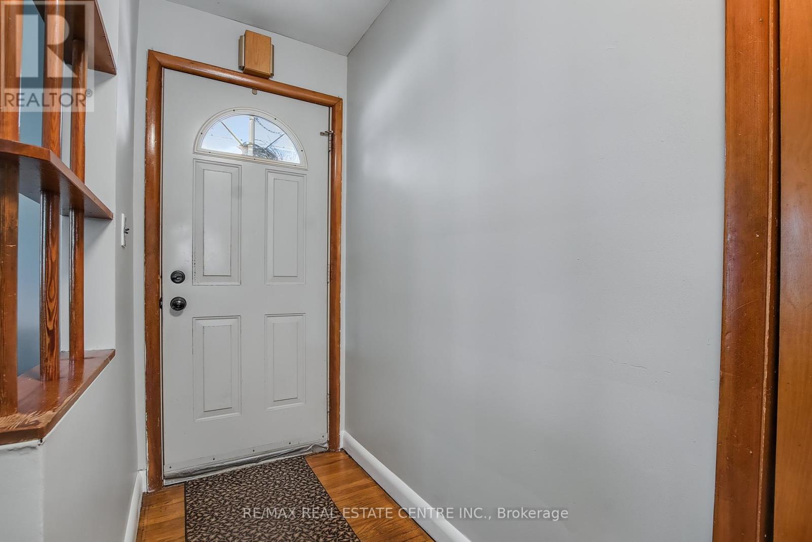 Property at 2340 SHARRON STREET image 5