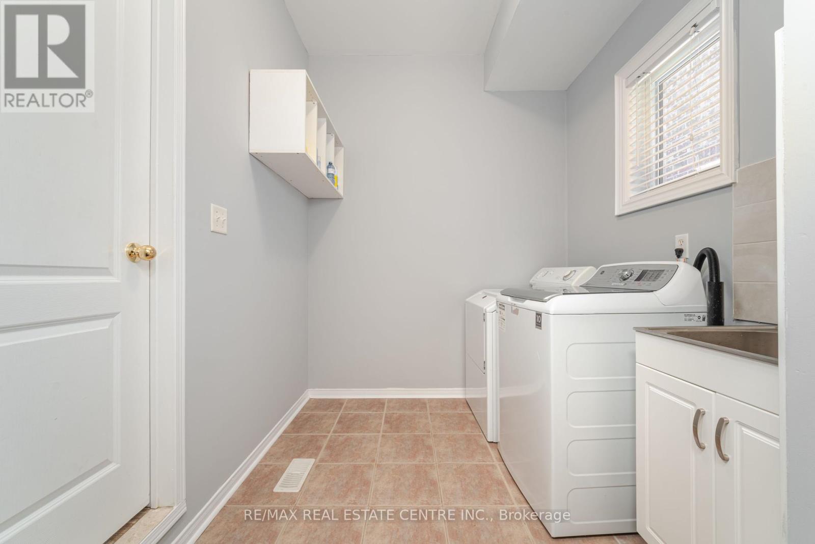 46 Lakefield Road, Brampton, Ontario  L7A 1W6 - Photo 21 - W12304943