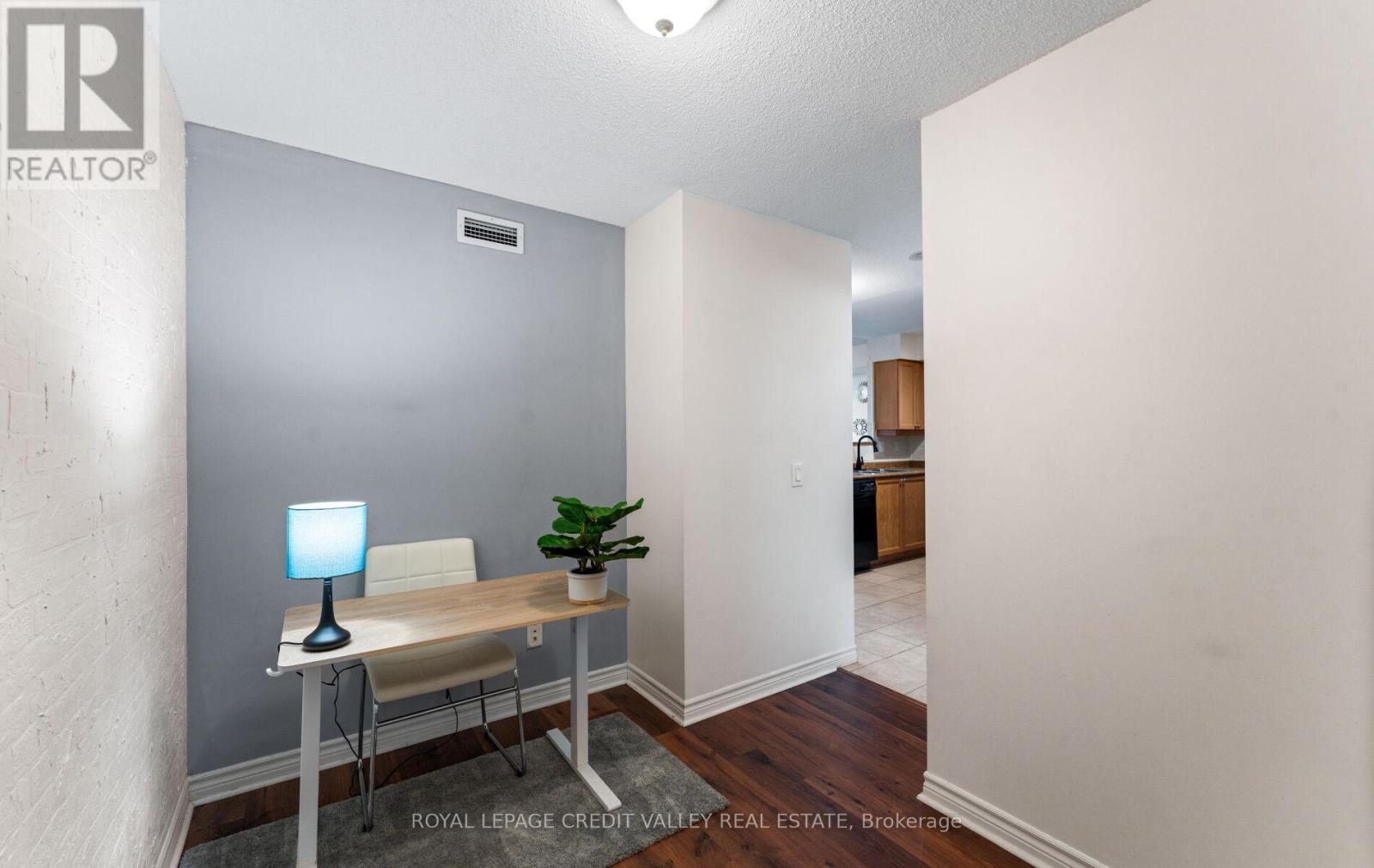 2023 - 700 Humberwood Boulevard Se, Toronto, Ontario  M9W 7J4 - Photo 35 - W12305049