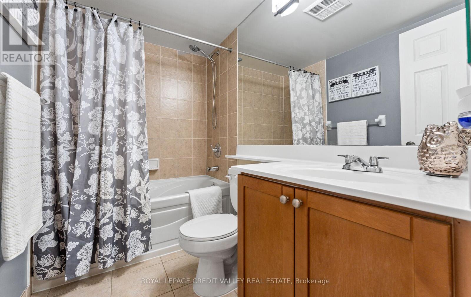 2023 - 700 Humberwood Boulevard Se, Toronto, Ontario  M9W 7J4 - Photo 37 - W12305049