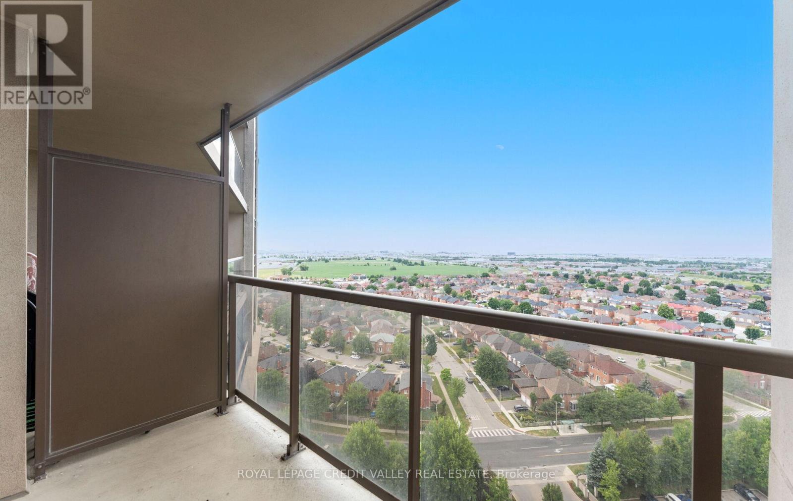 2023 - 700 Humberwood Boulevard Se, Toronto, Ontario  M9W 7J4 - Photo 41 - W12305049