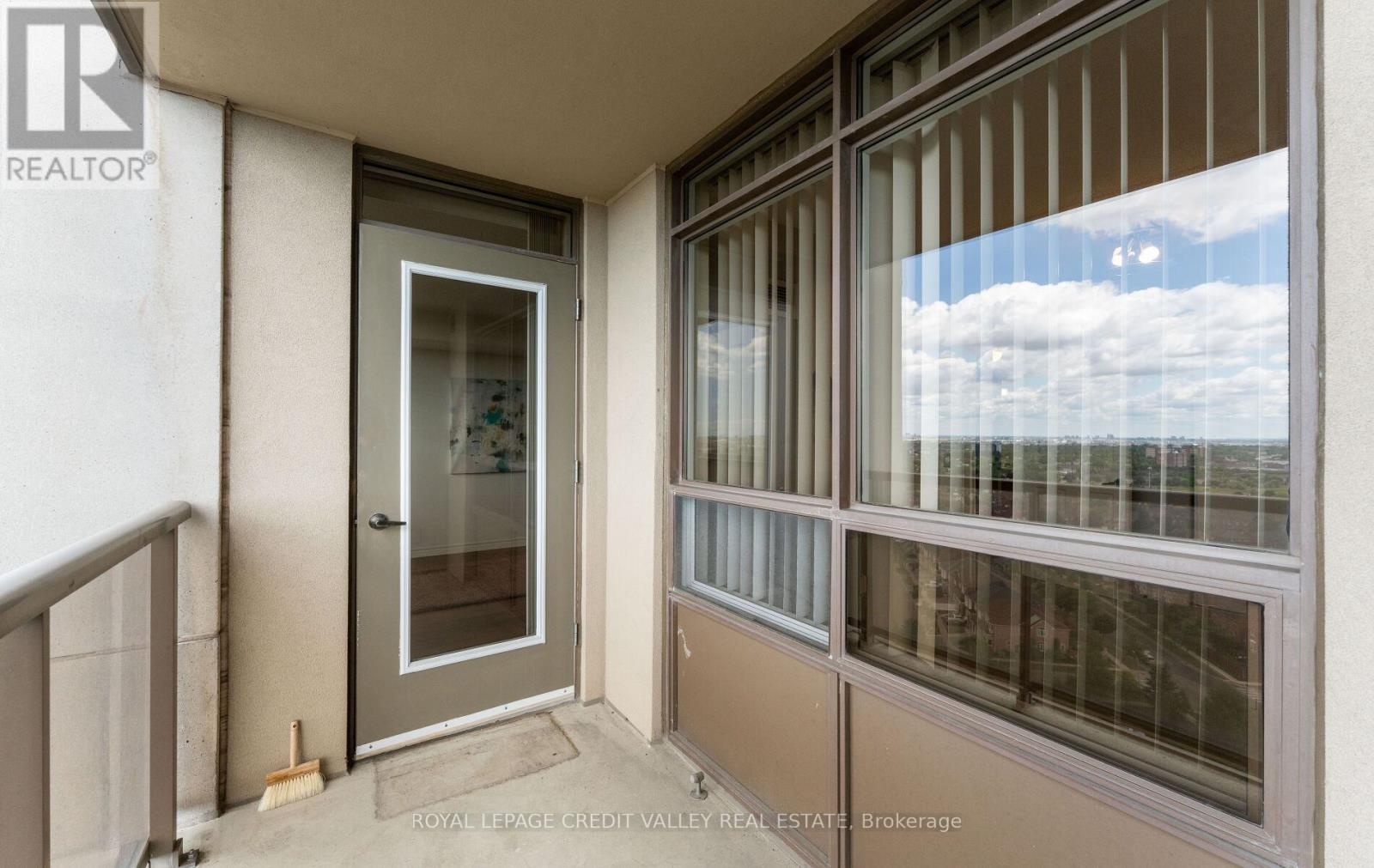 2023 - 700 Humberwood Boulevard Se, Toronto, Ontario  M9W 7J4 - Photo 42 - W12305049