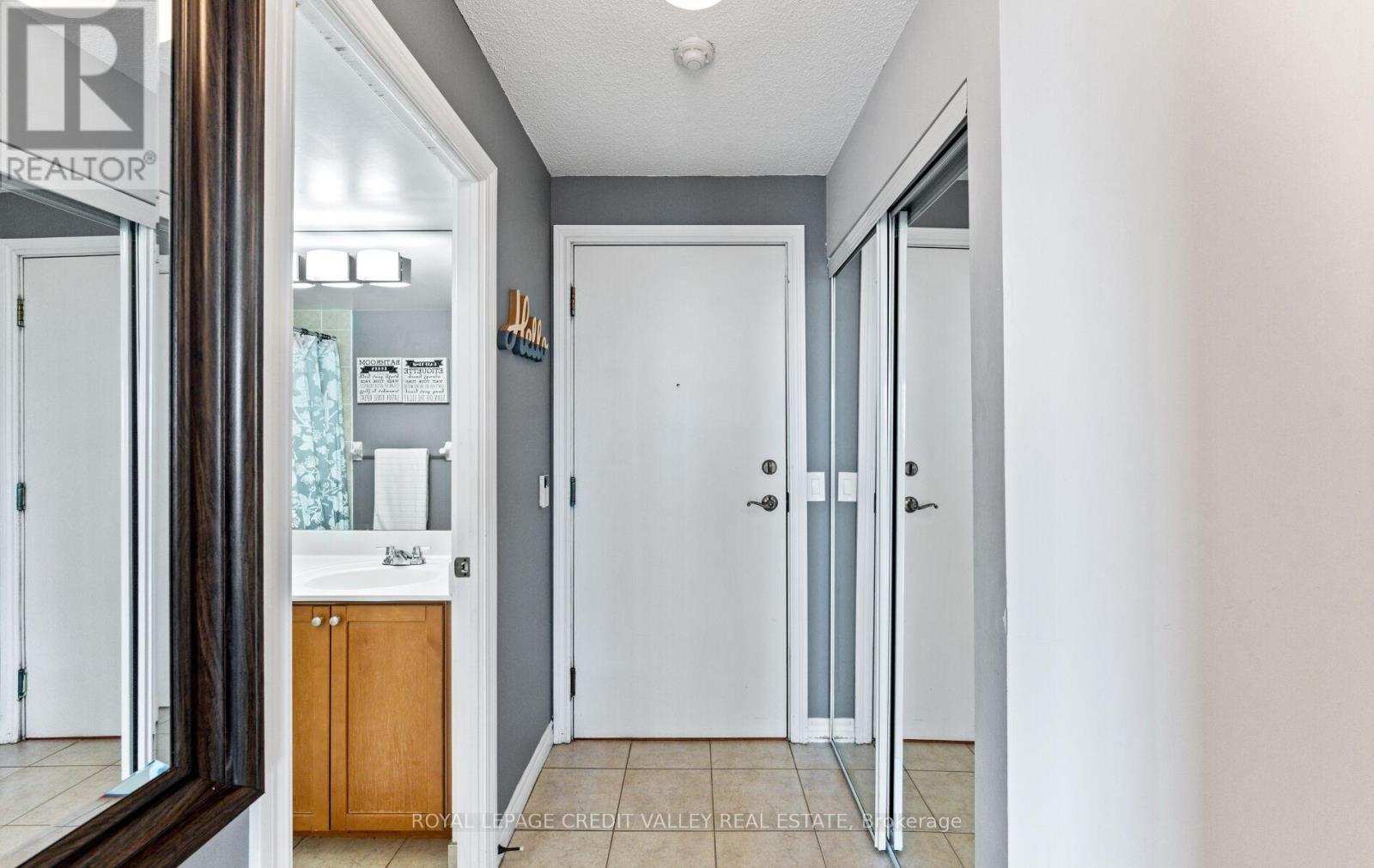 2023 - 700 Humberwood Boulevard Se, Toronto, Ontario  M9W 7J4 - Photo 9 - W12305049