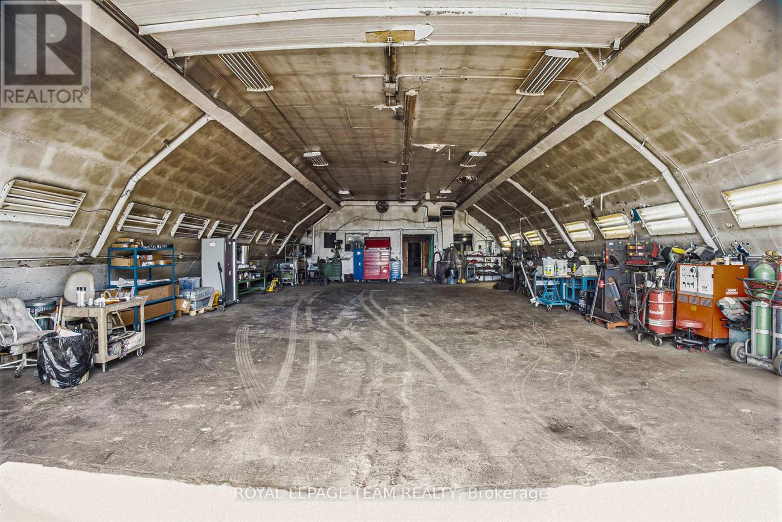 7904 Bank Street S, Ottawa, Ontario K0A 2P0 - Photo 7 - X12304091