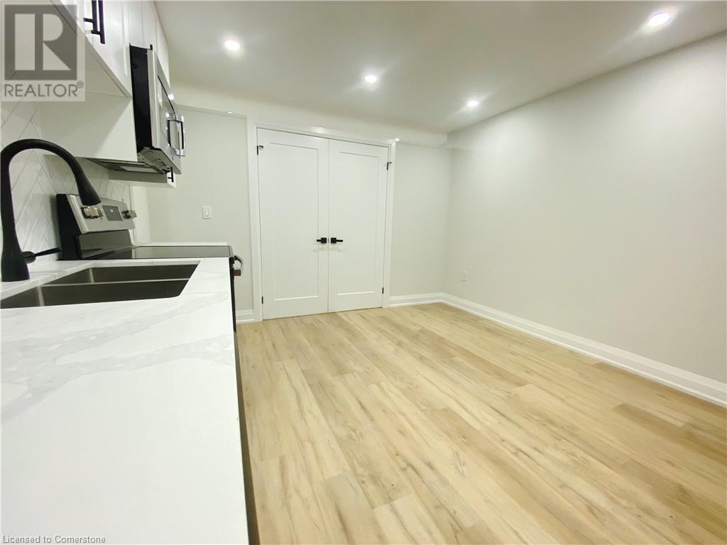 588 Barton Street E Unit# 10, Hamilton, Ontario  L8L 2Z5 - Photo 7 - 40752334