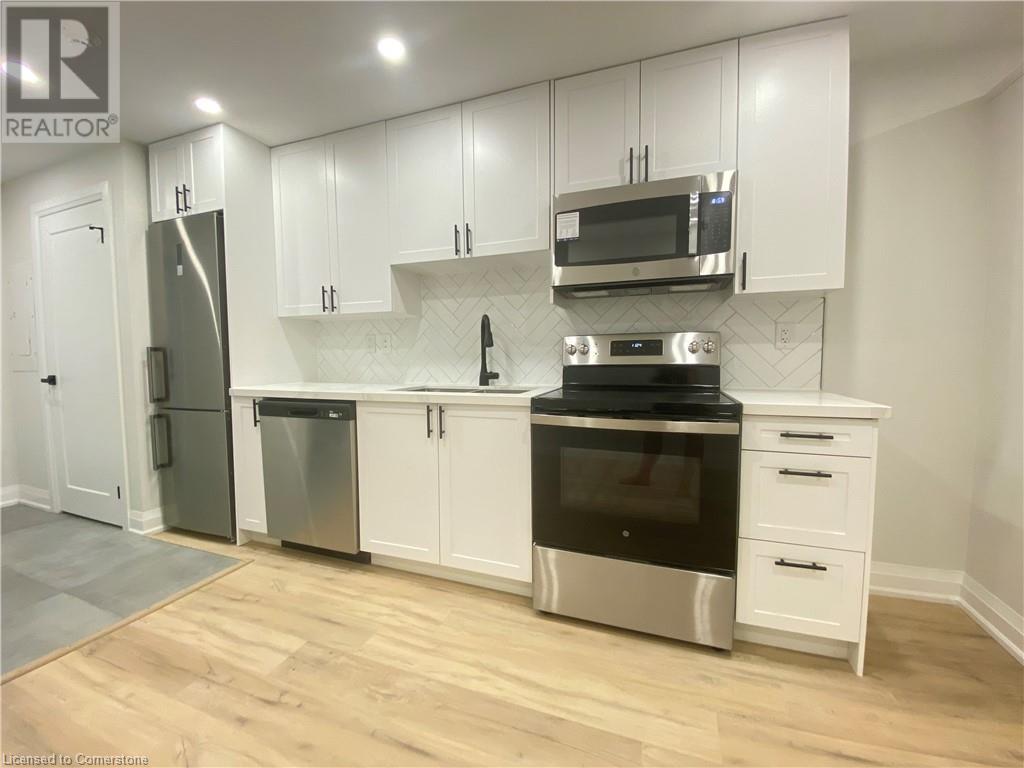 588 Barton Street E Unit# 10, Hamilton, Ontario  L8L 2Z5 - Photo 8 - 40752334