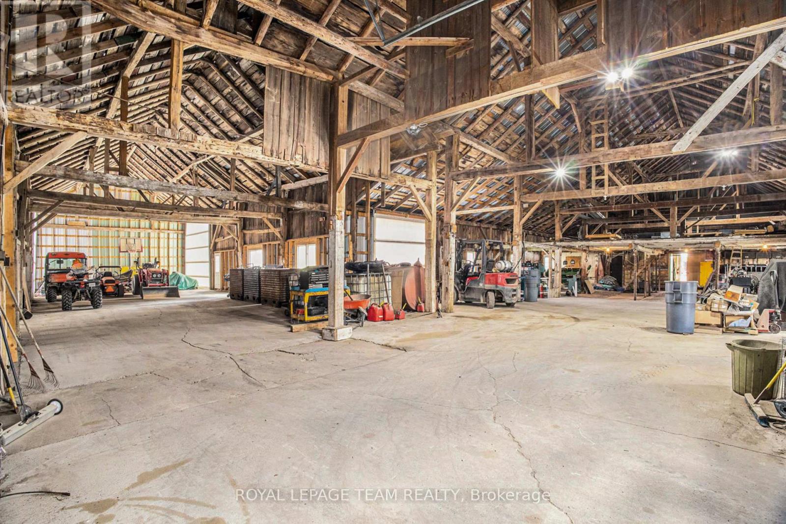 7904 Bank Street S, Ottawa, Ontario K0A 2P0 - Photo 11 - X12304091