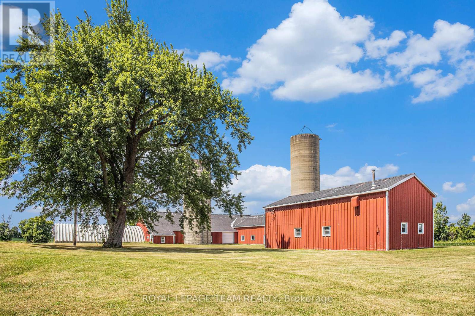 7904 Bank Street S, Ottawa, Ontario K0A 2P0 - Photo 8 - X12304091