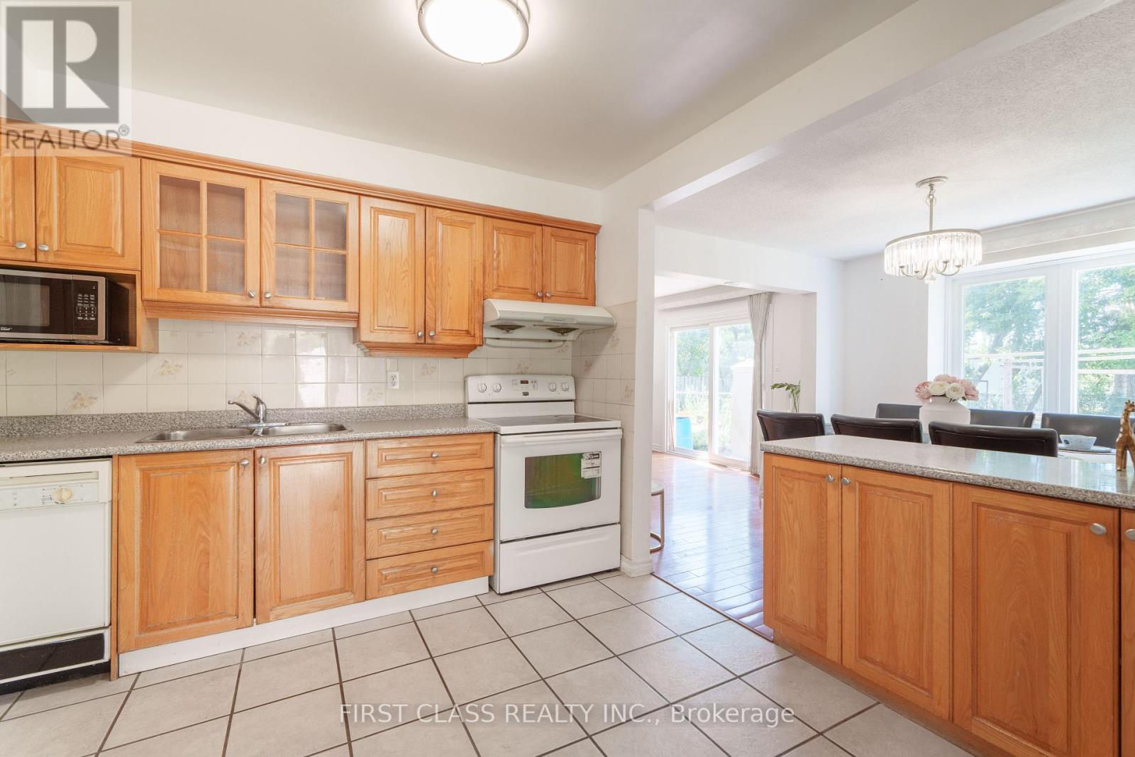 Property at 23 CHEESEMAN DRIVE image 5
