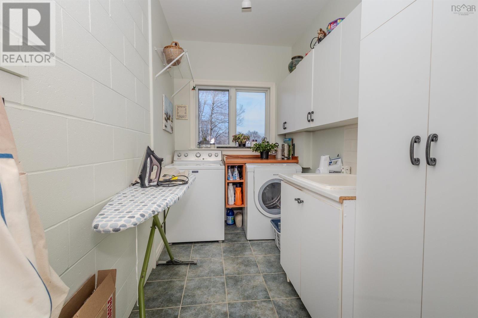 70 Tweednooge Place, East Bay, Nova Scotia  B1J 1M6 - Photo 18 - 202517739